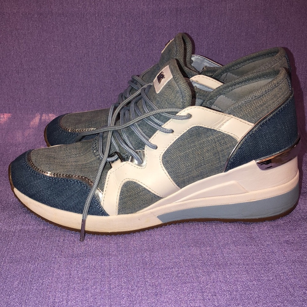Used Women’s Michael Kors Denim Shoes Size 8 HJ18E - Picture 4 of 12